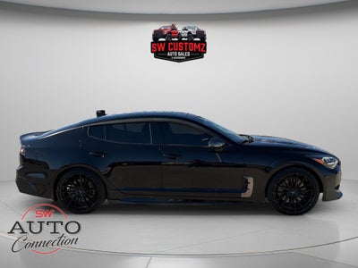 2022 Kia Stinger GT-Line