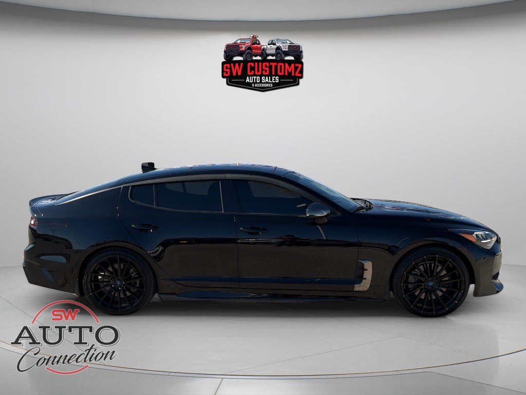 2022 Kia Stinger GT-Line
