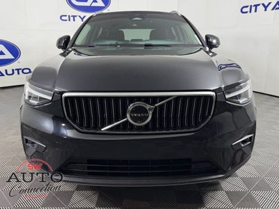 2024 Volvo XC40 B5 Plus Bright Theme