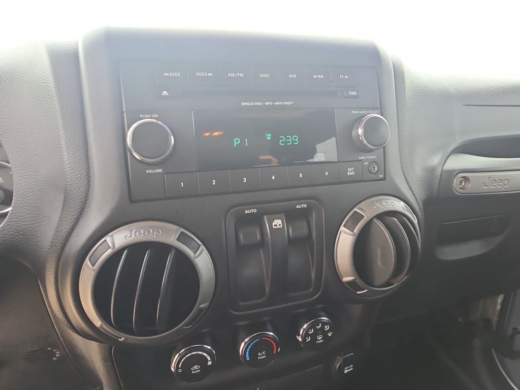 2016 Jeep Wrangler Sport