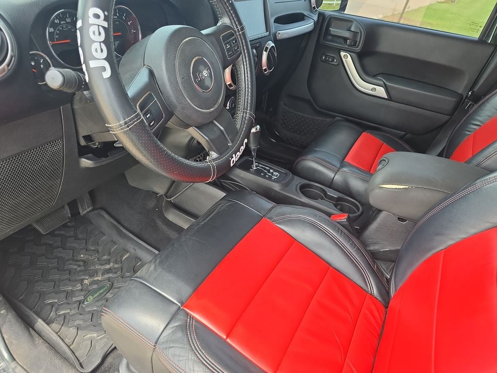 2012 Jeep Wrangler Unlimited Sahara