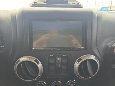 2012 Jeep Wrangler Unlimited Sahara