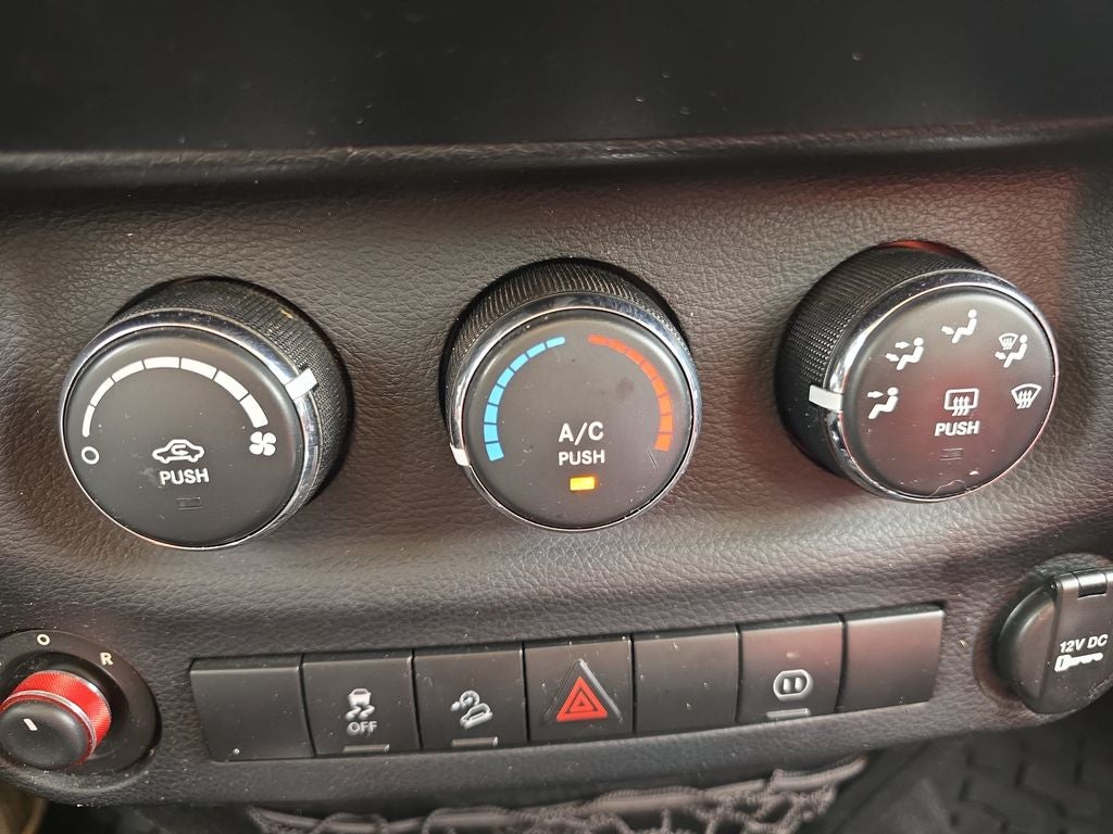 2012 Jeep Wrangler Unlimited Sahara