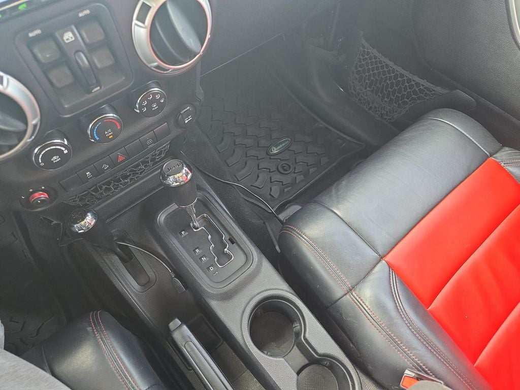 2012 Jeep Wrangler Unlimited Sahara