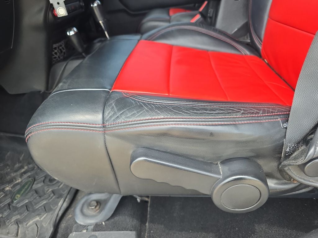 2012 Jeep Wrangler Unlimited Sahara