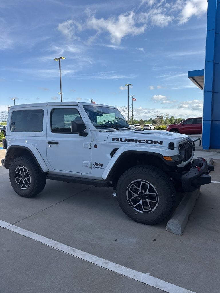 2025 Jeep Wrangler Rubicon X 6 speed manual