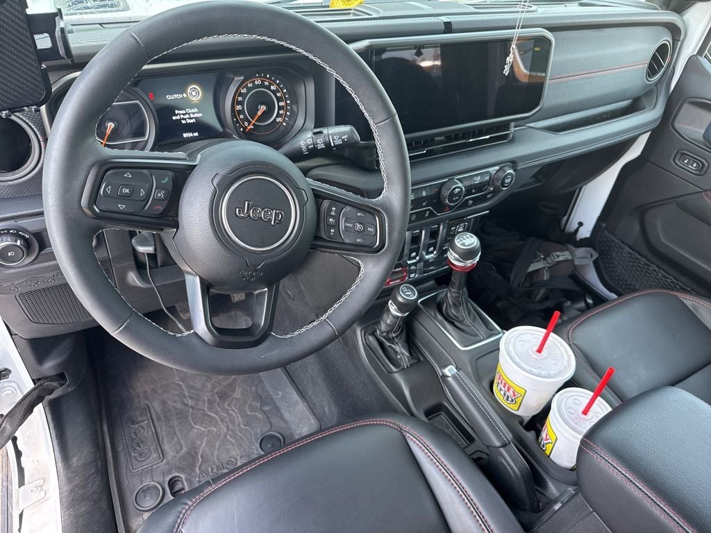 2025 Jeep Wrangler Rubicon X 6 speed manual