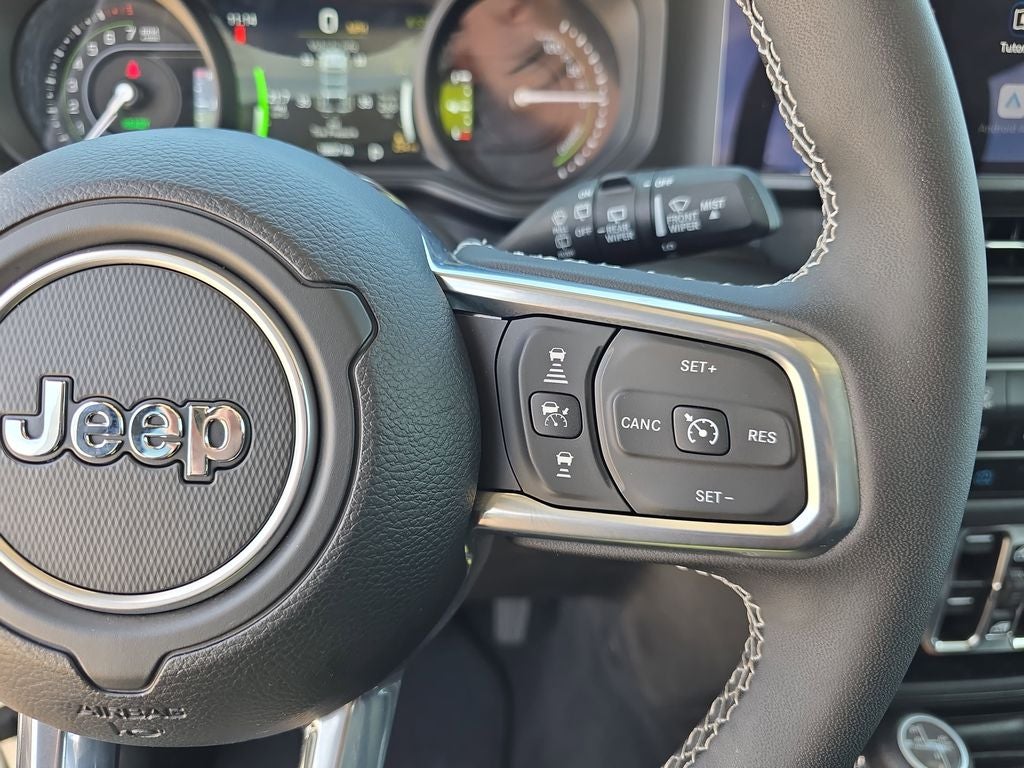 2025 Jeep Wrangler Sahara 4xe