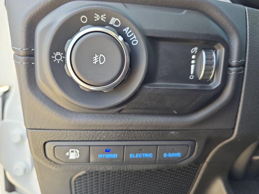 2025 Jeep Wrangler Sahara 4xe