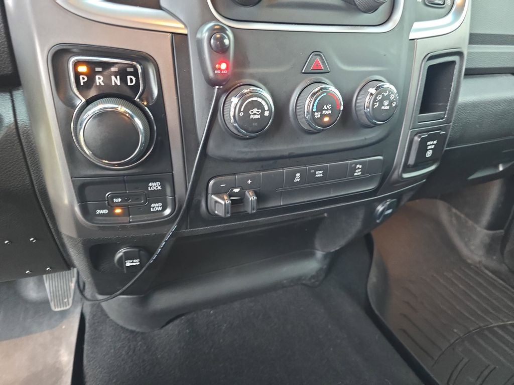 2021 RAM 1500 Classic Warlock Black Out tires & Wheels