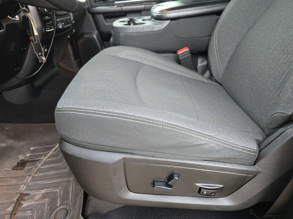 2021 RAM 1500 Classic Warlock Black Out tires & Wheels