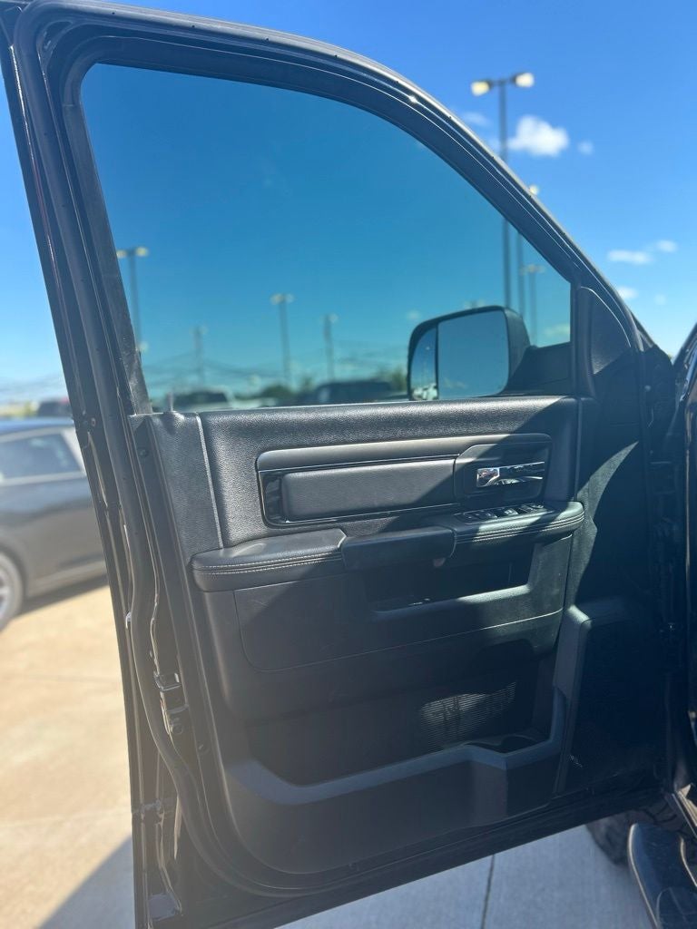 2014 RAM 1500 Sport Black-out pkg