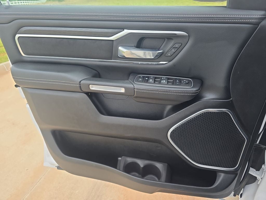 2023 RAM 1500 Laramie pref package