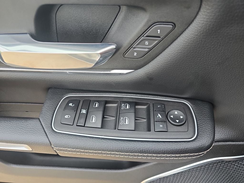 2023 RAM 1500 Laramie pref package