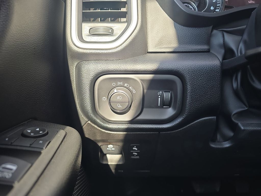 2022 RAM 1500 Big Horn/Lone Star Lifted W/ tires and wheels