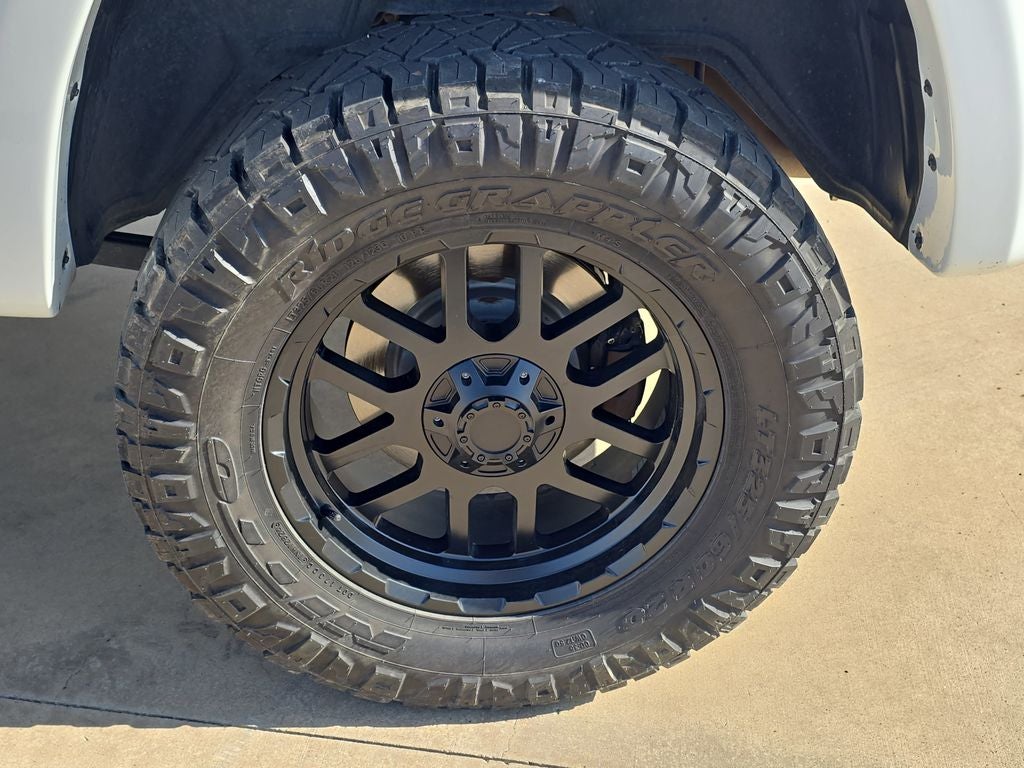 2022 RAM 1500 Big Horn/Lone Star Lifted W/ tires and wheels