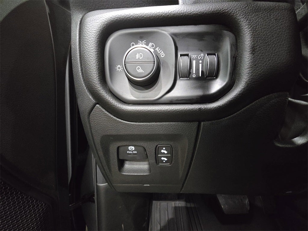 2025 RAM 1500 Big Horn/Lone Star 3.0L I6