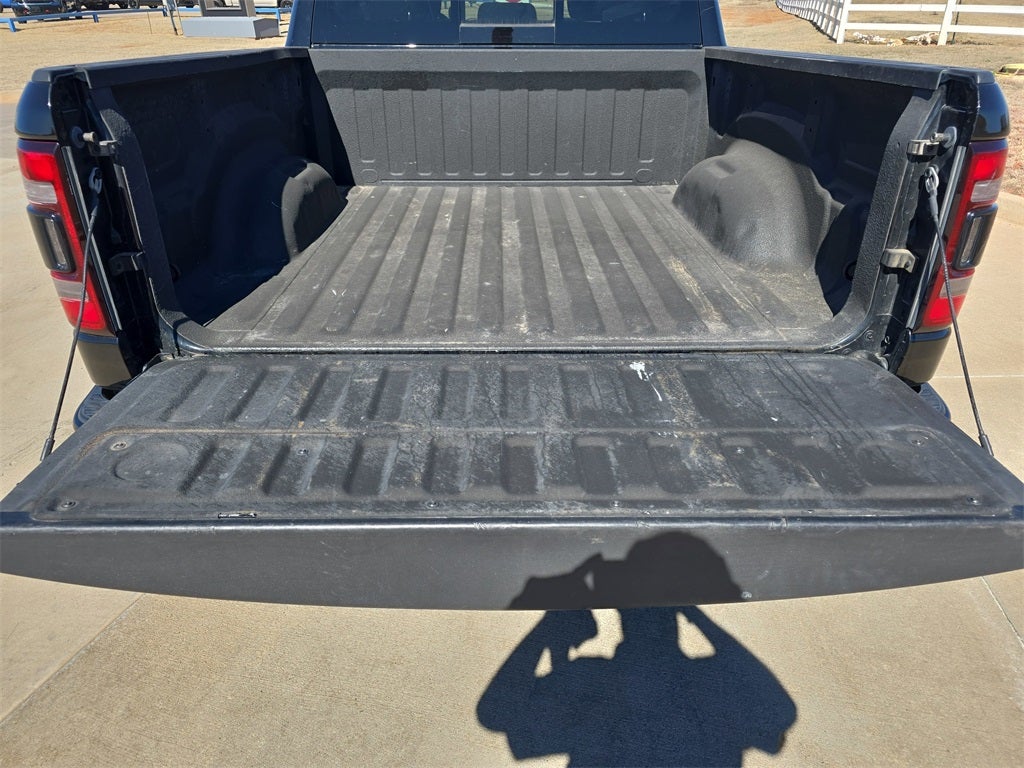 2019 RAM 1500 Big Horn/Lone Star Black Performance pack