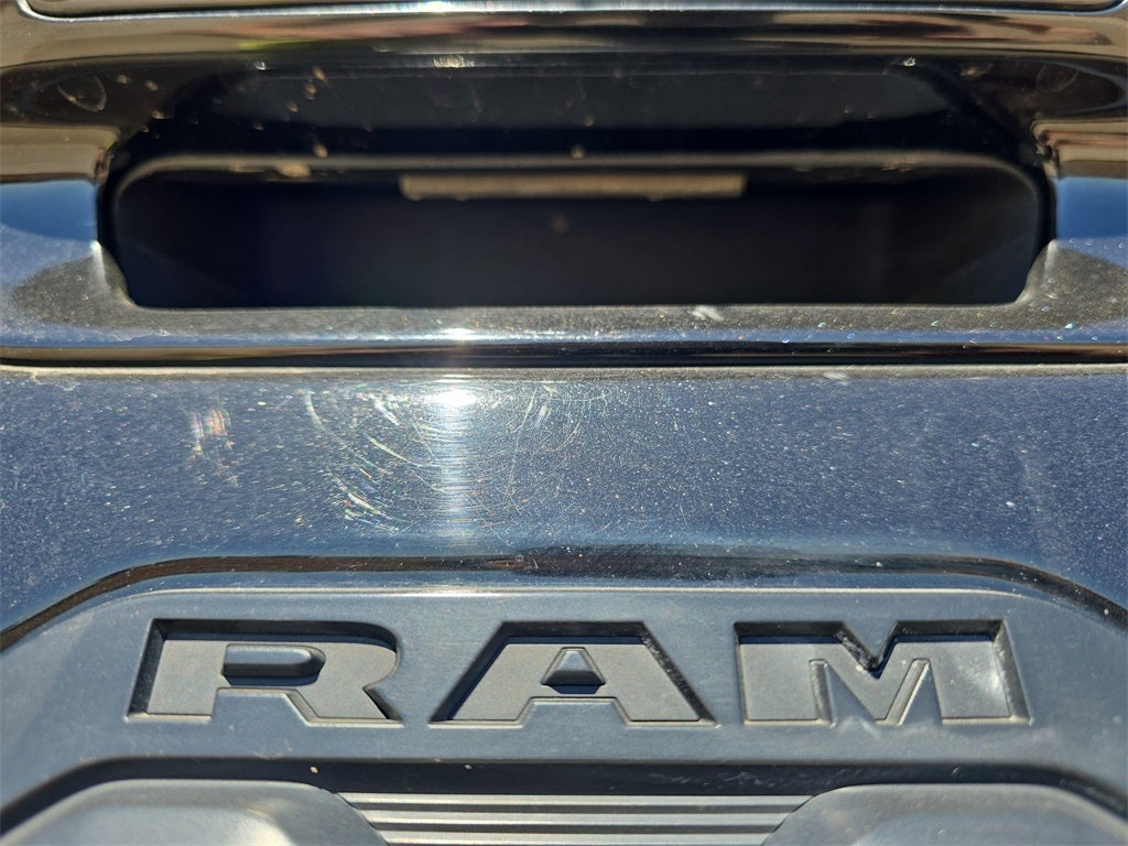 2019 RAM 1500 Big Horn/Lone Star Black Performance pack