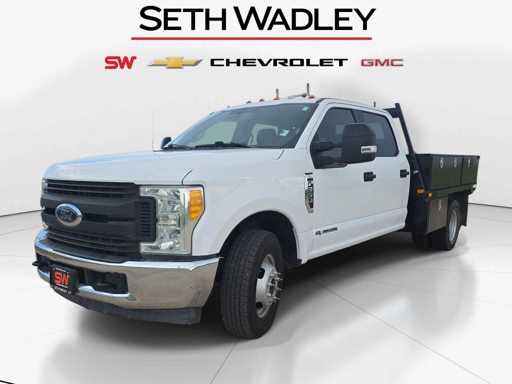 2017 Ford F-350SD XL DRW W/Flatbed