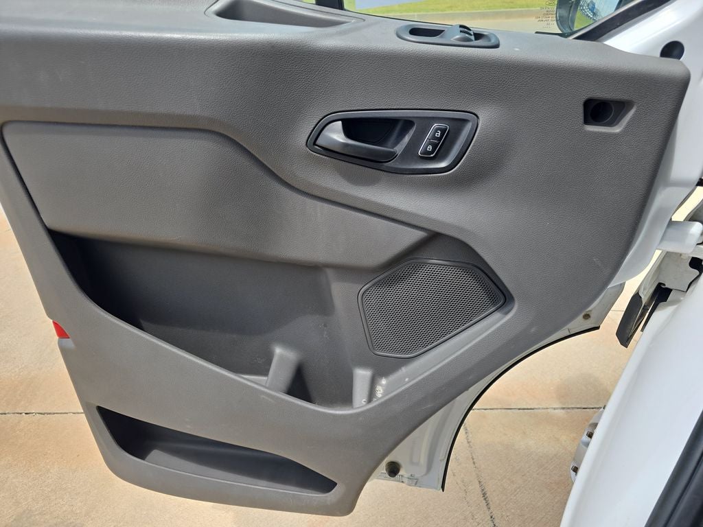 2022 Ford Transit-350 Base