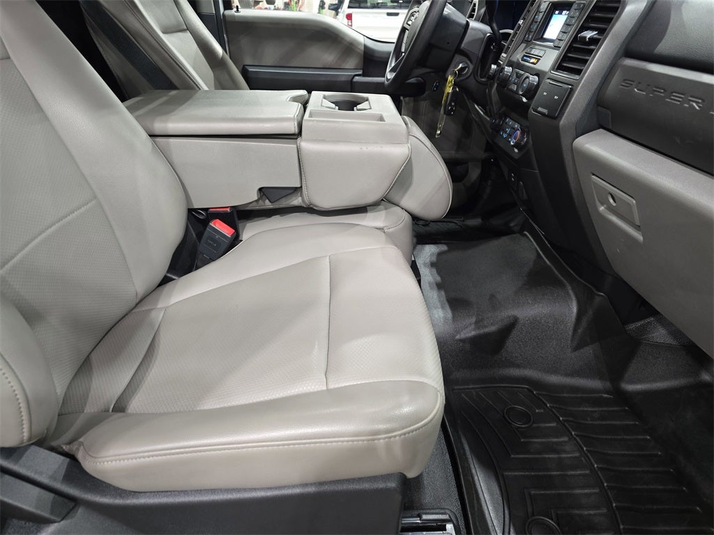 2020 Ford F-450SD XL DRW w/Flatbed