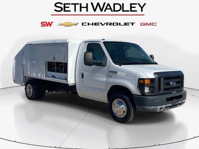 2011 Ford E-450SD Base