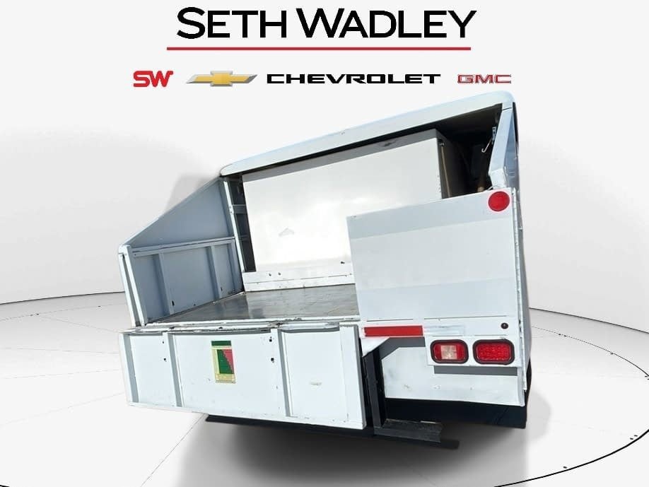 2011 Ford E-450SD Base