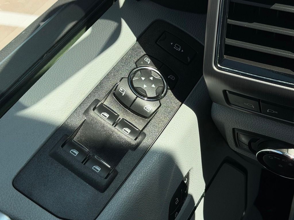 2022 Ford F-250SD Limited