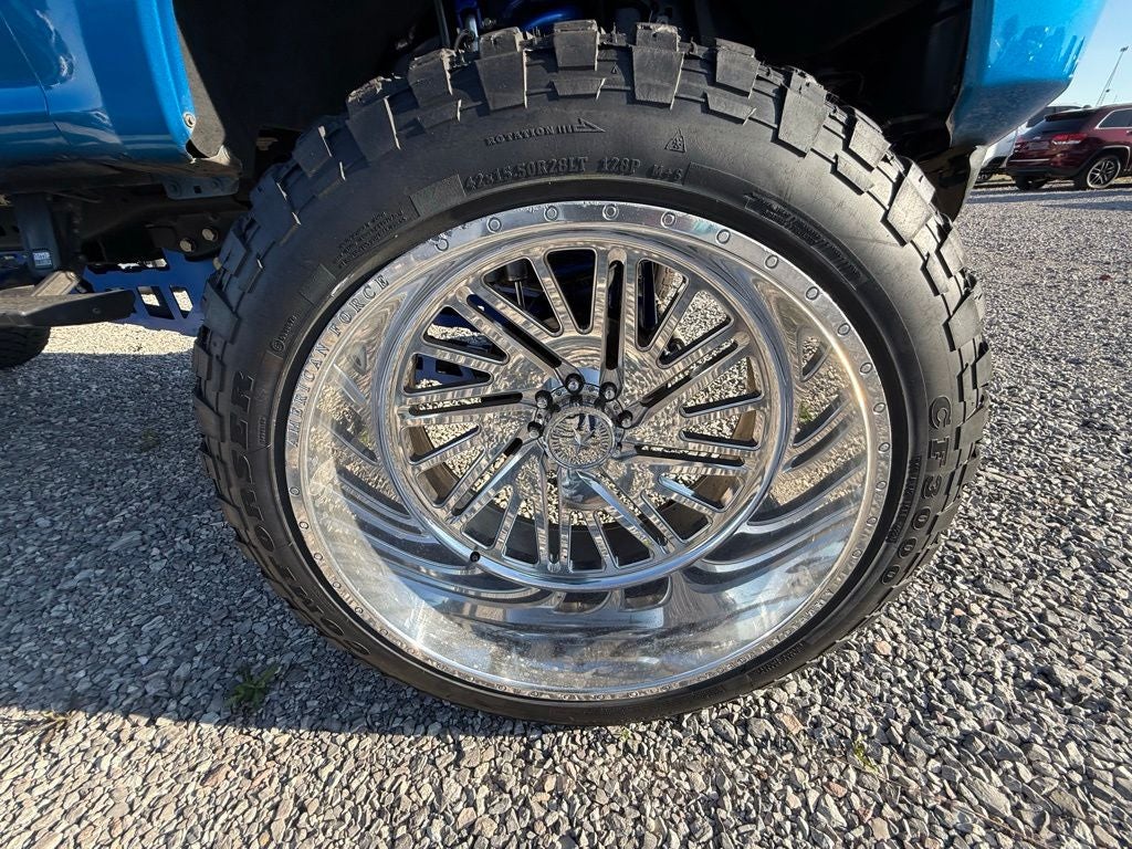 2021 Ford F-250SD CUSTOM 12 INCH ADJUSTABLE FULLY CUSTOM LIFT 28 INCH WHEEL