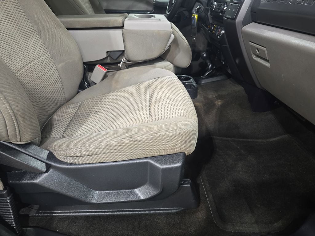 2017 Ford F-350SD XLT DRW Lifted