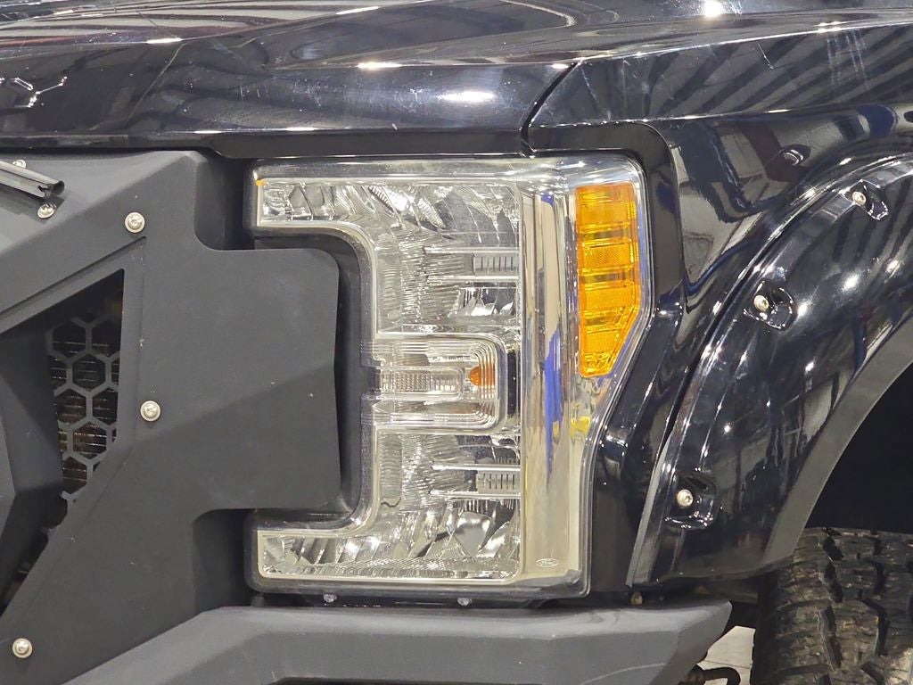 2017 Ford F-350SD XLT DRW Lifted