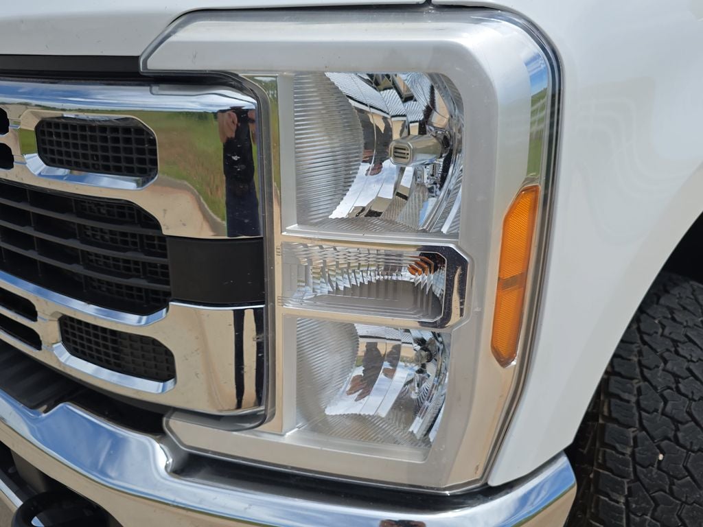 2023 Ford F-350SD XLT DRW