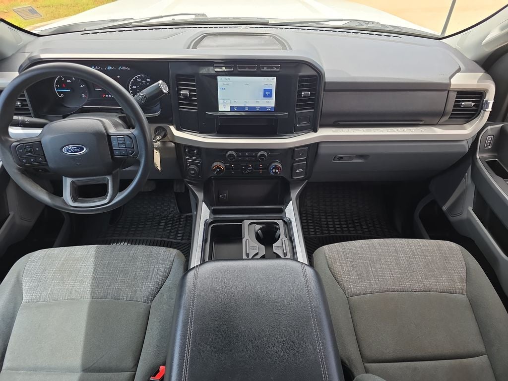 2023 Ford F-350SD XLT DRW