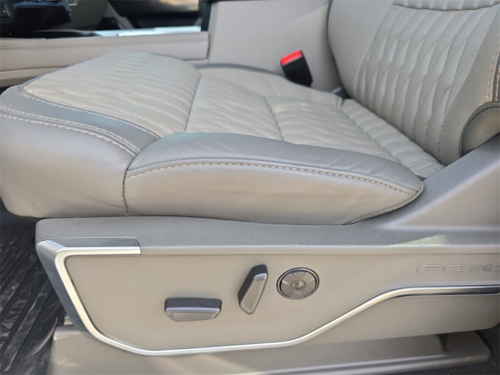 2026 Ford F-450SD Platinum DRW