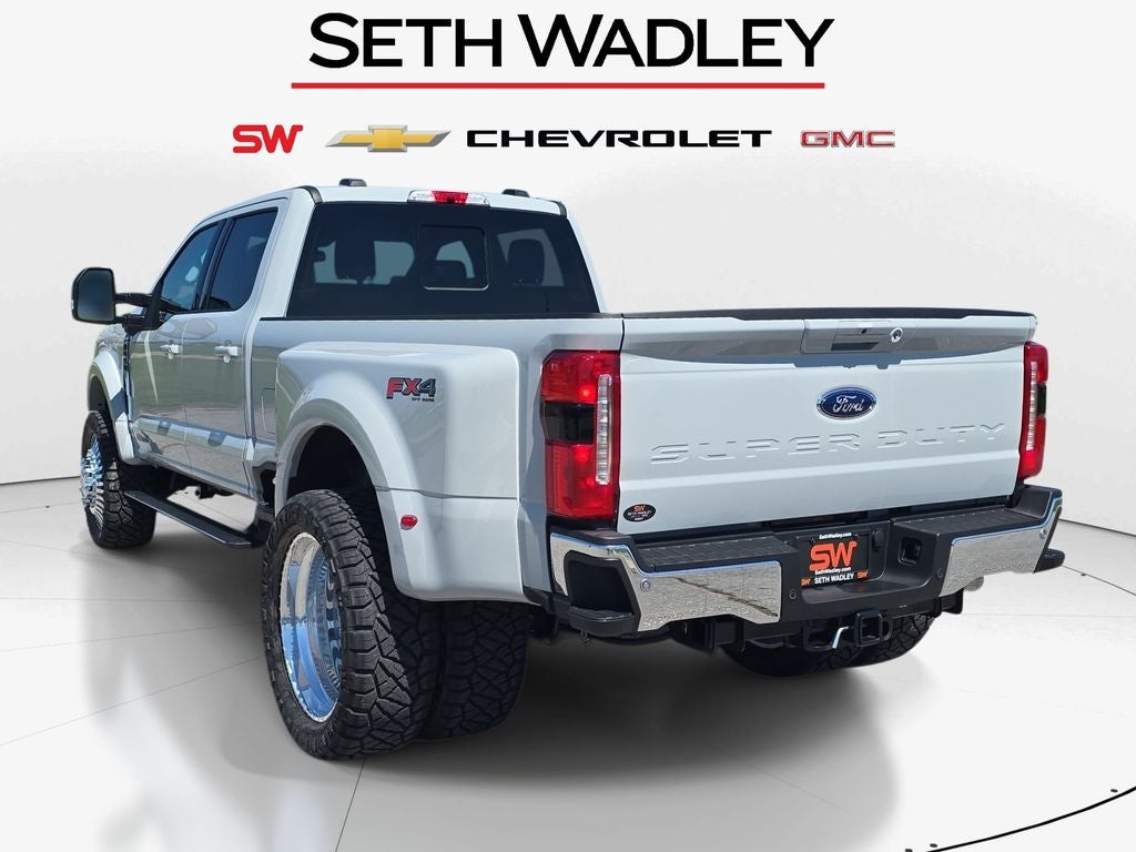 2026 Ford F-450SD Lariat Lifted High OutPut DRW