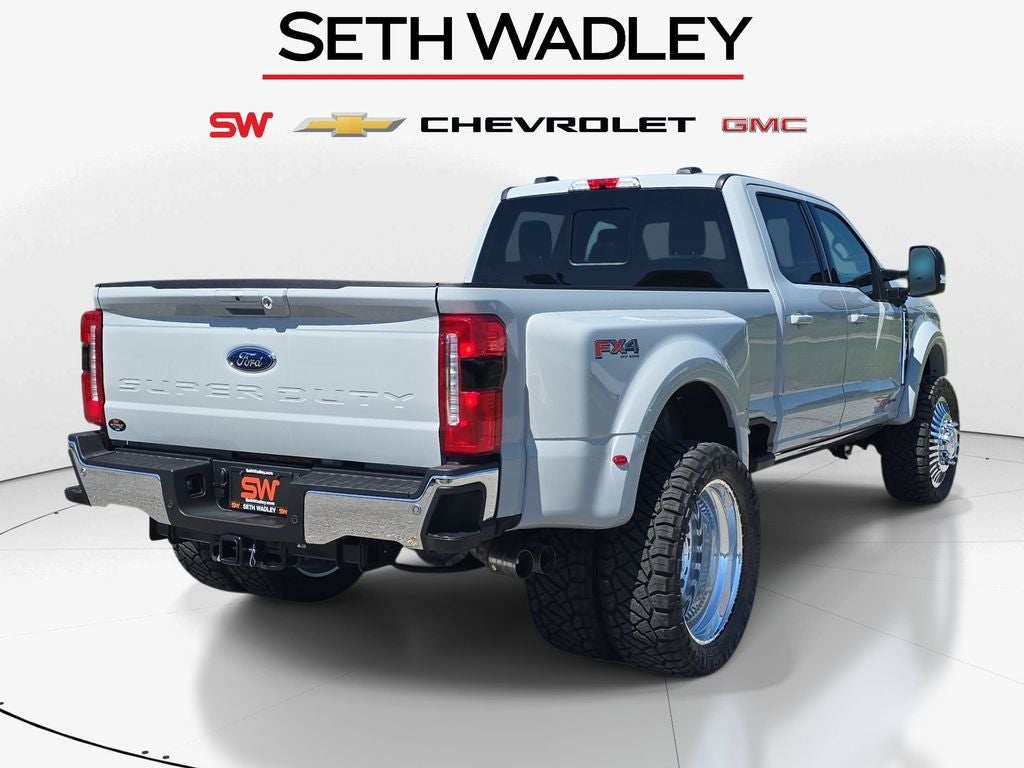 2026 Ford F-450SD Lariat Lifted High OutPut DRW