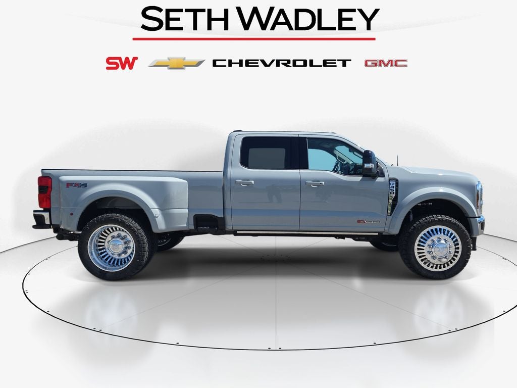 2026 Ford F-450SD Lariat Lifted High OutPut DRW