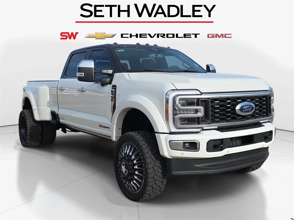 2025 Ford F-450SD Platinum DRW
