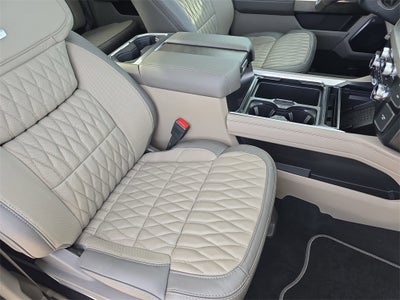 2025 Ford F-450SD Platinum DRW