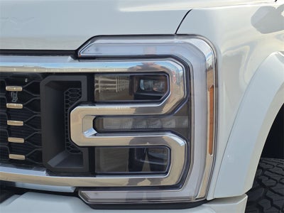 2025 Ford F-450SD Platinum DRW