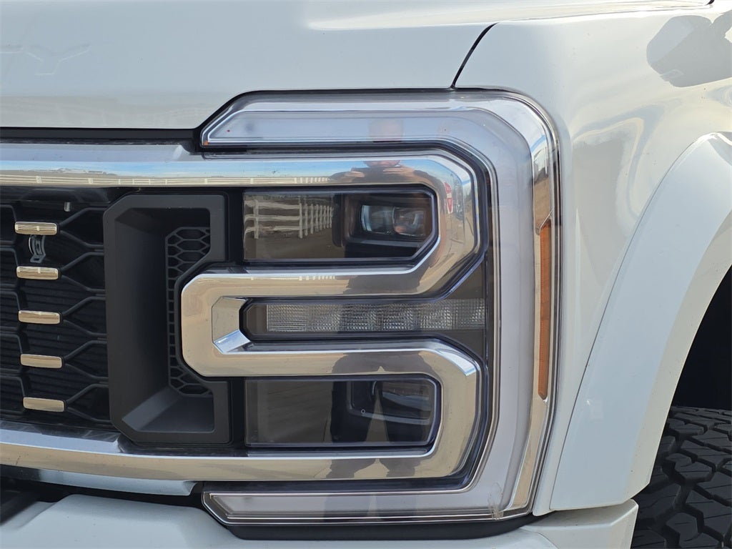 2025 Ford F-450SD Platinum DRW