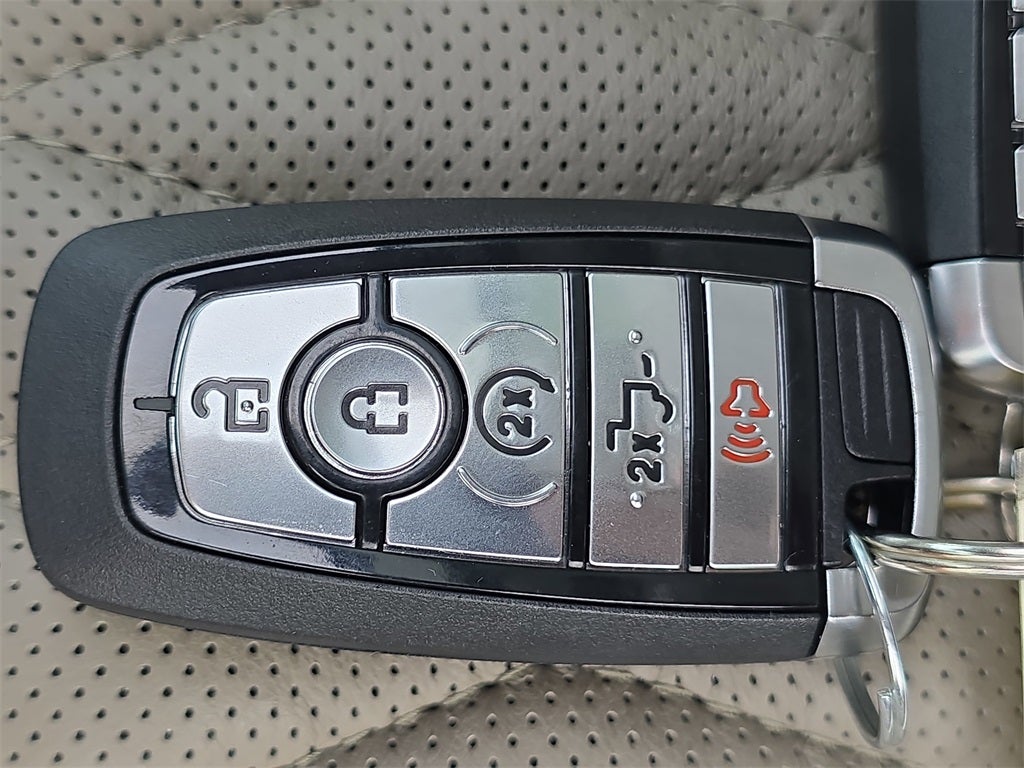 2025 Ford F-450SD Platinum DRW