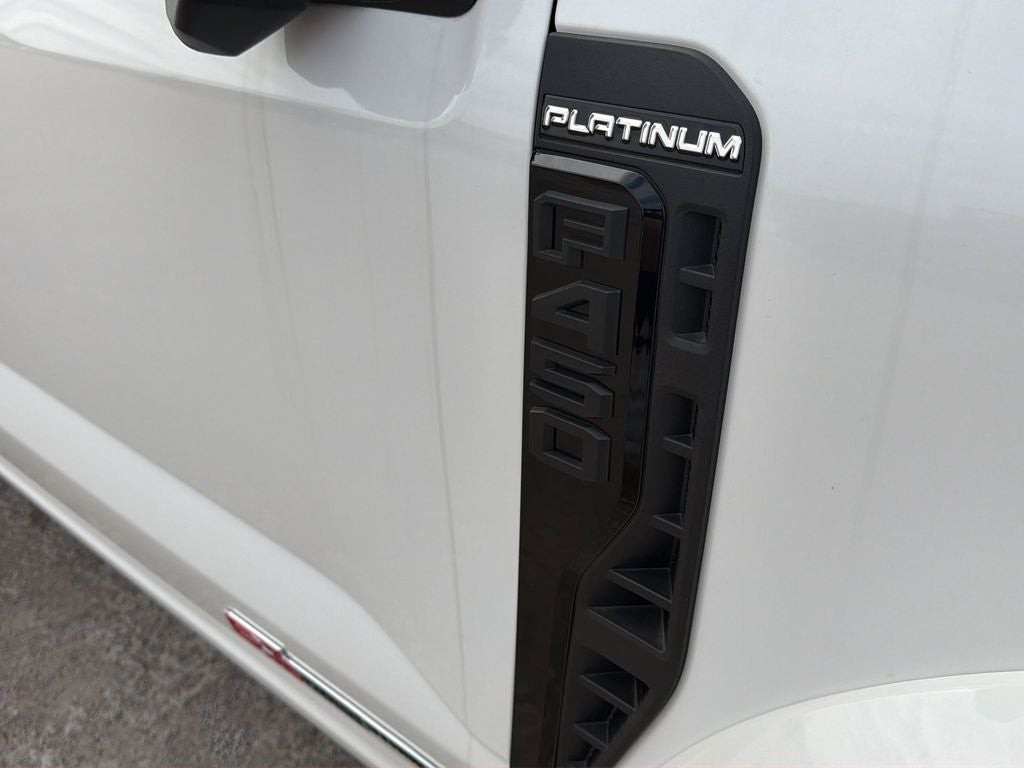 2026 Ford F-450SD Platinum DRW h-output
