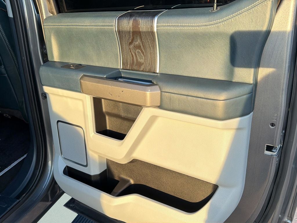 2022 Ford F-450SD Limited DRW