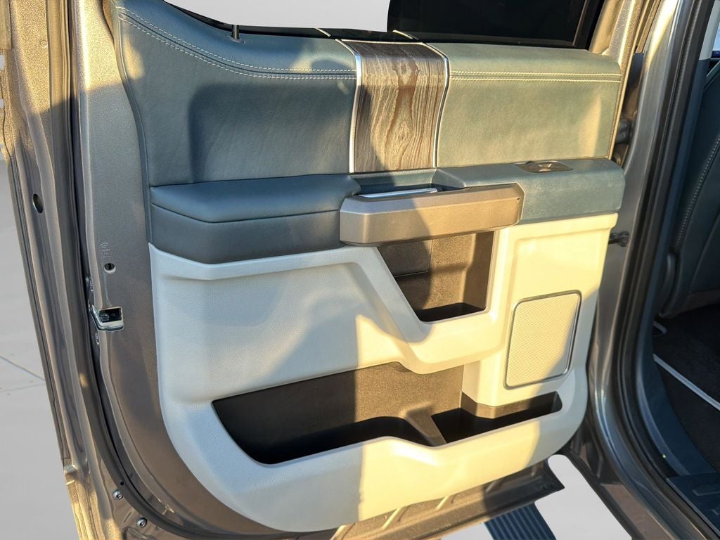 2022 Ford F-450SD Limited DRW