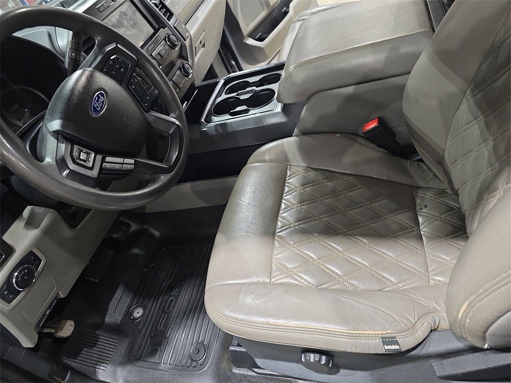 2022 Ford F-450SD XLT DRW