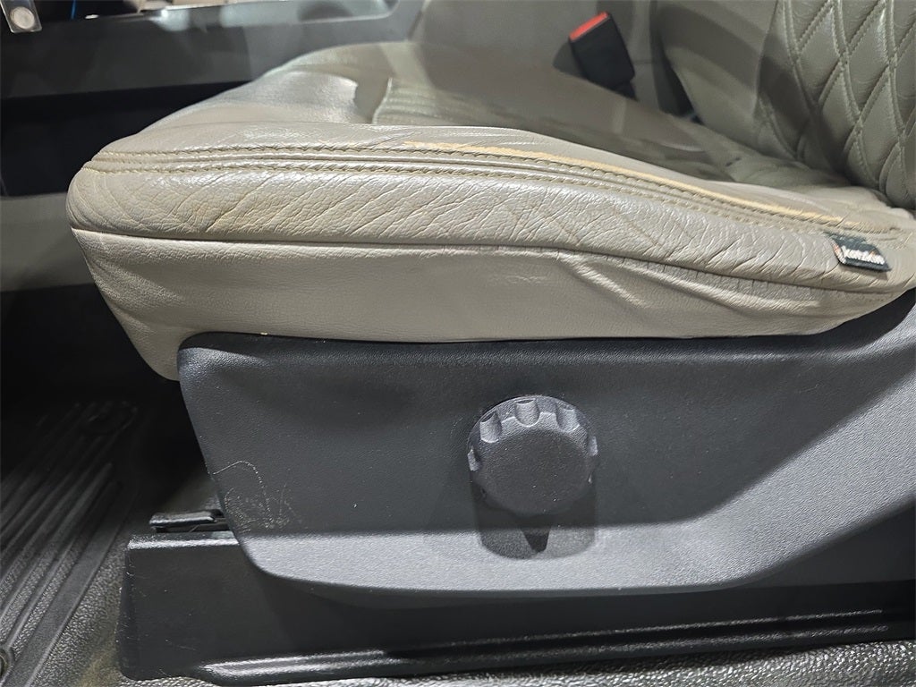 2022 Ford F-450SD XLT DRW