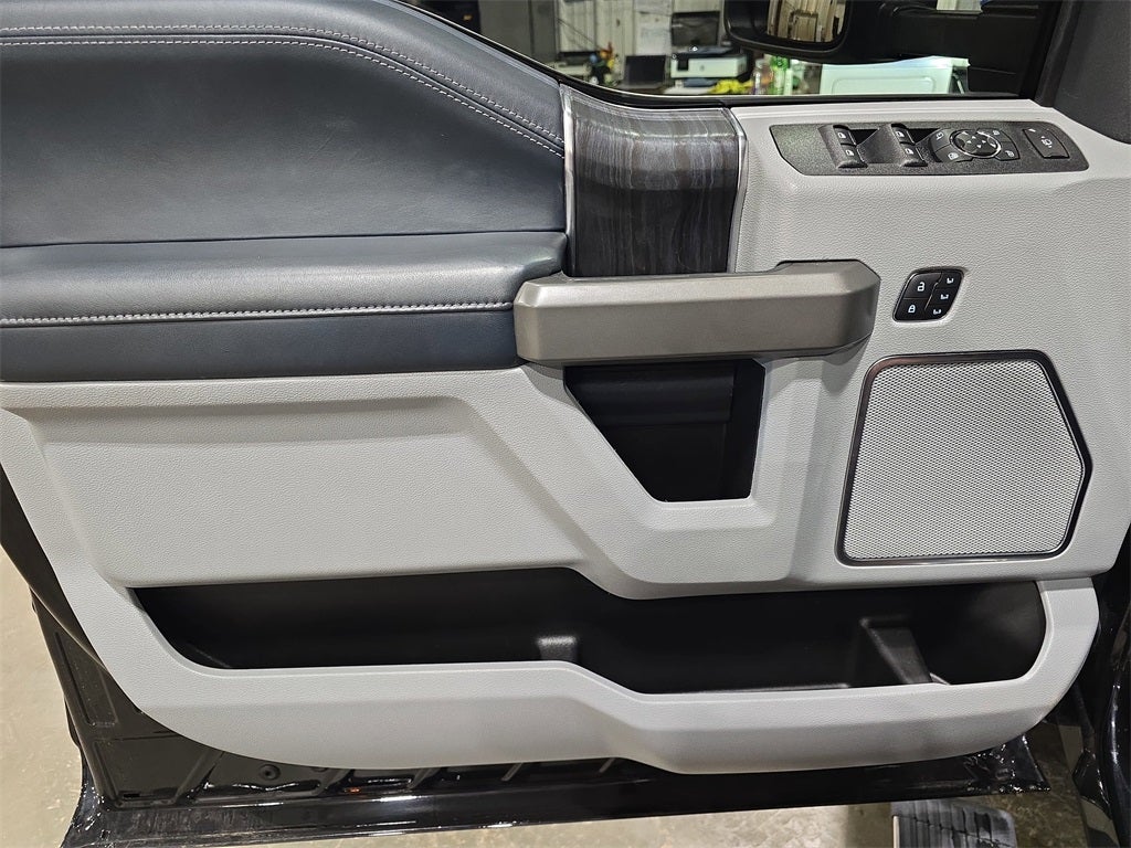 2022 Ford F-450SD Limited DRW