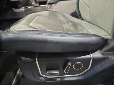 2022 Ford F-450SD Limited DRW